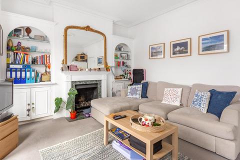 2 bedroom flat for sale, Jedburgh Street, London