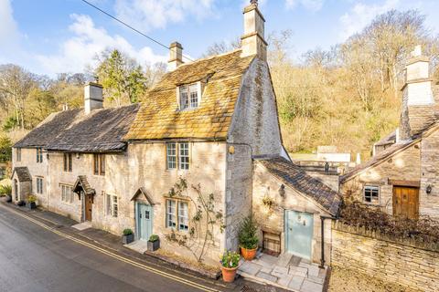 undefined, Castle Combe