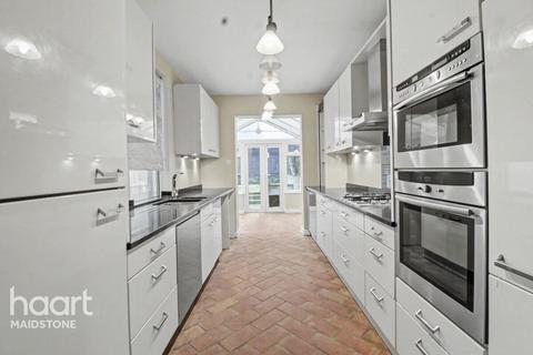 undefined, Charles Street, Maidstone