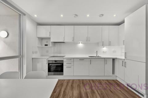 1 bedroom flat to rent, Silvertown Way, London