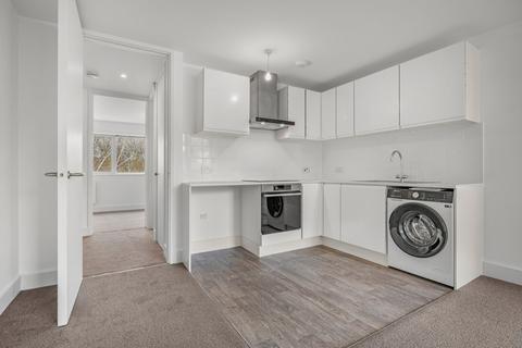 1 bedroom flat to rent, Lady Florence Courtyard, Reginald Square, London, SE8