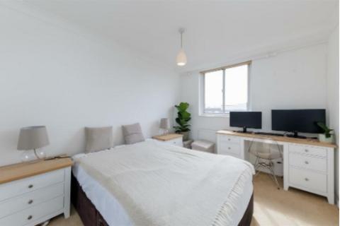 1 bedroom flat to rent, Upper Richmond Road, Putney, London