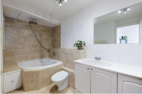 1 bedroom flat to rent, Upper Richmond Road, Putney, London