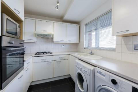 1 bedroom flat to rent, Upper Richmond Road, Putney, London