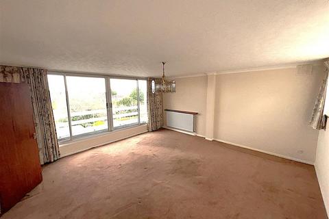 2 bedroom flat for sale, Florida Court, 76 Westmoreland Road, Bromley