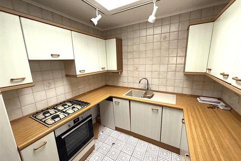 2 bedroom flat for sale, Florida Court, 76 Westmoreland Road, Bromley