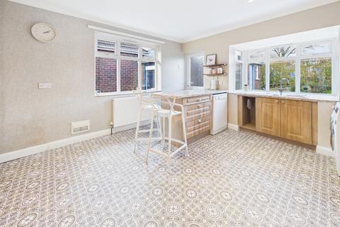 undefined, Cheetham Avenue, Unstone, Dronfield, Derbyshire, S18