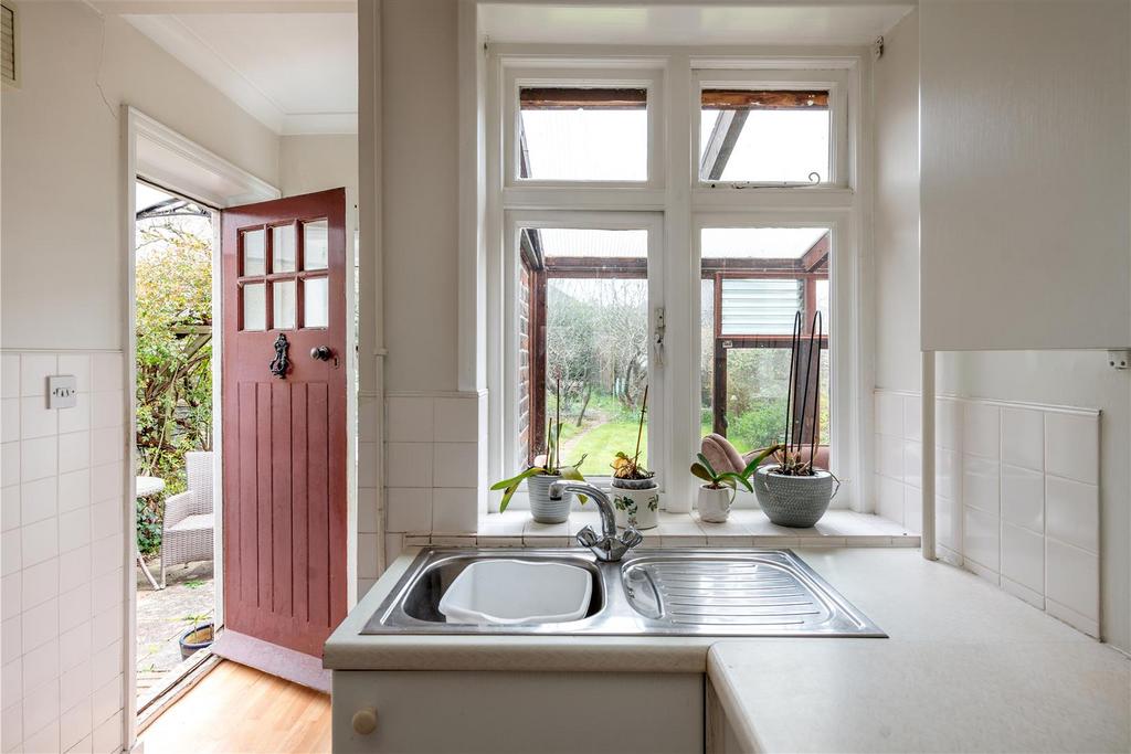 89 Hevers Avenue internals more-5.jpg
