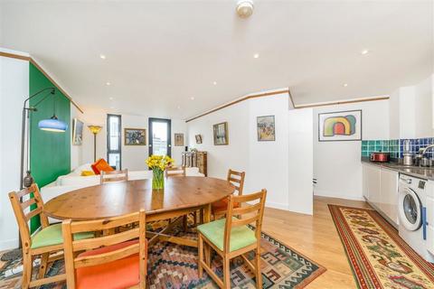 2 bedroom flat for sale, Webber Street, London SE1
