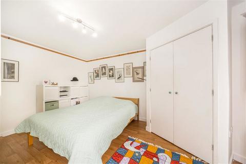 2 bedroom flat for sale, Webber Street, London SE1