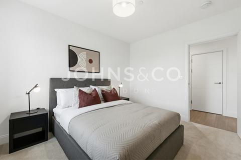 2 bedroom apartment to rent, Horlicks Quarter, Slough, London, SL1