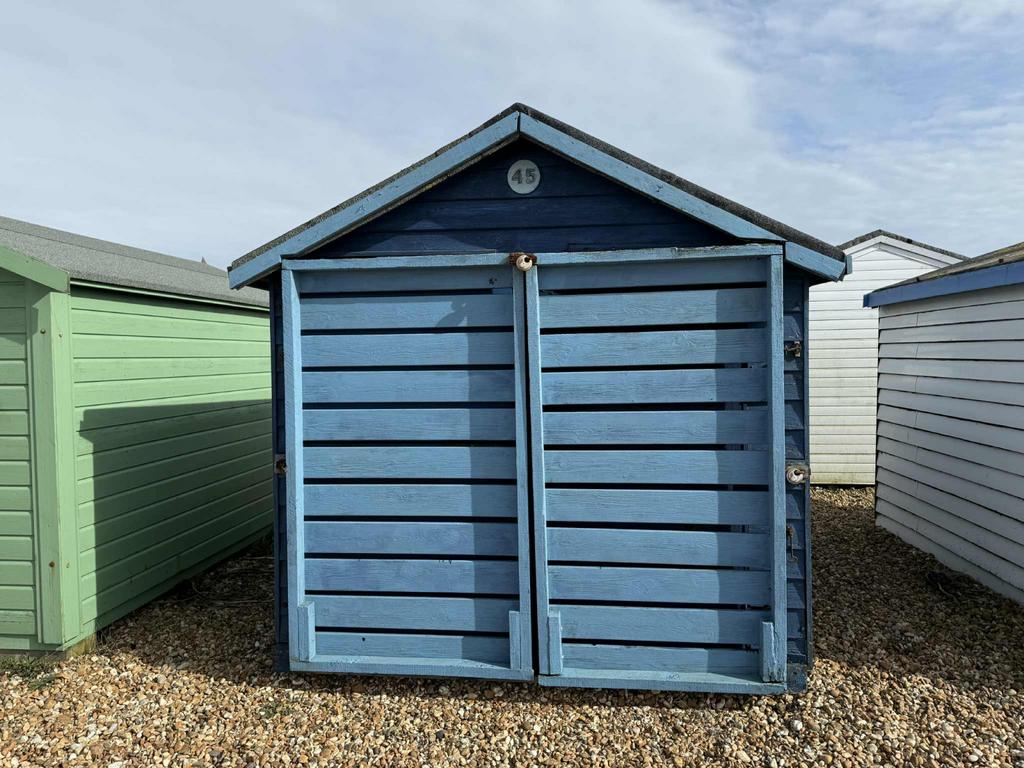 Beach hut