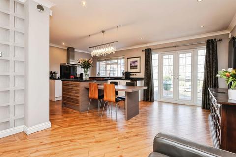 4 bedroom detached house for sale, High Haden Road, Haden Hill, Cradley Heath
