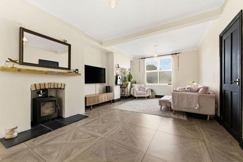 undefined, William Street, Pontyclun CF72