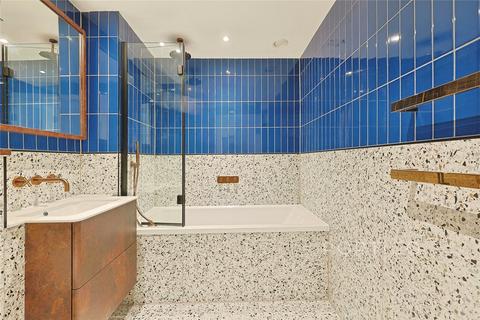 1 bedroom flat to rent, Monarch Square, London, SW11