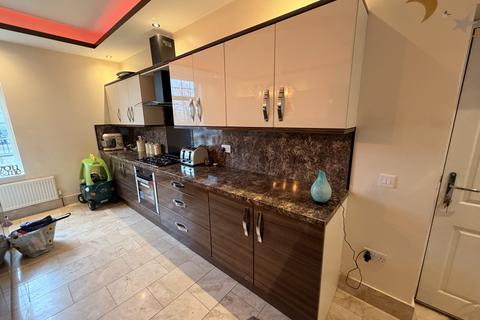 8 bedroom detached house for sale, Tong Street, Bradford BD4