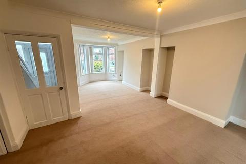 undefined, Hotham Road NorthHull