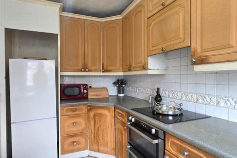 undefined, Nutfield Gardens, Northolt, Middlesex, UB5