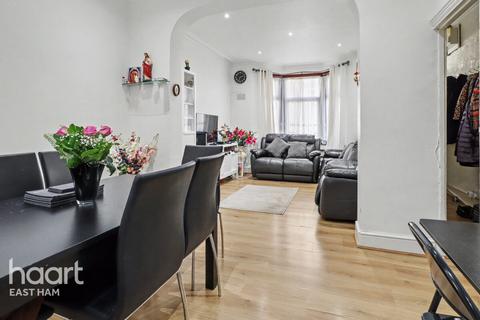 undefined, Norfolk Road, London