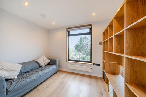 2 bedroom flat to rent, Hamilton Road, NW11