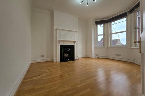 3 bedroom maisonette for sale, Hillview Gardens, NW4