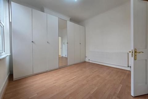 3 bedroom maisonette for sale, Hillview Gardens, NW4