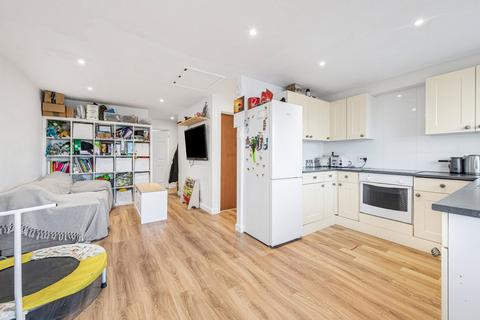 1 bedroom apartment for sale, West Street, Burgess Hill, West Sussex, RH15