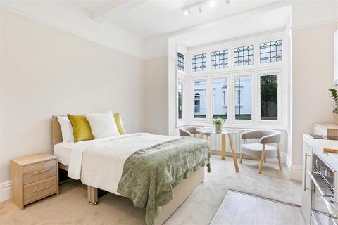undefined, Belmont Road, Wallington SM6