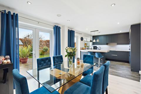4 bedroom detached house for sale, Mcnaughton Court, Stirling, FK8