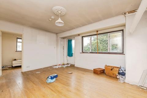 2 bedroom bungalow for sale, Colne Way, Point Clear Bay, Clacton-on-Sea, Essex, CO16