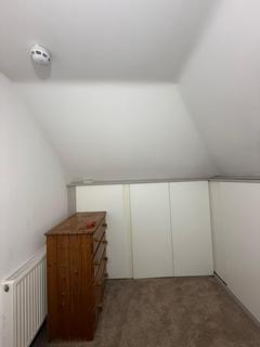 undefined, Poplar Avenue, Southall UB2