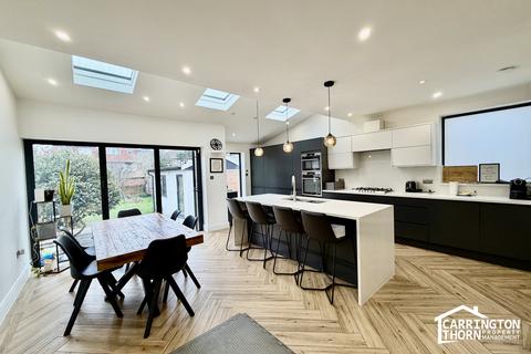 undefined, Clarendon Road, Ealing, London, W5 1AA