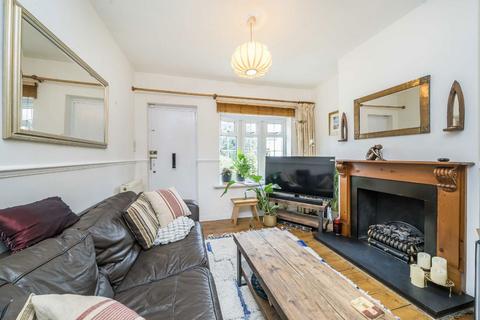 3 bedroom house for sale, Avenue Road, Kingston Upon Thames KT1