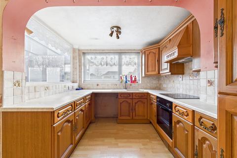 2 bedroom bungalow for sale, The Drive, Chelmsford, Essex, CM1