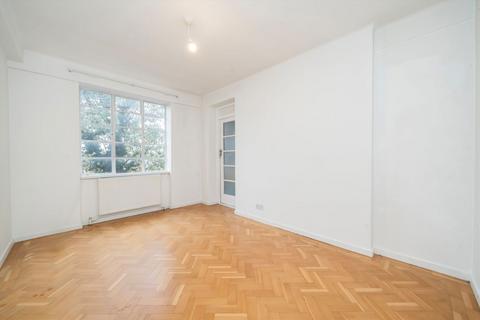2 bedroom flat to rent, Shepherds Bush Road, London W6