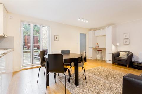2 bedroom flat to rent, Belsize Road, South Hampstead NW6