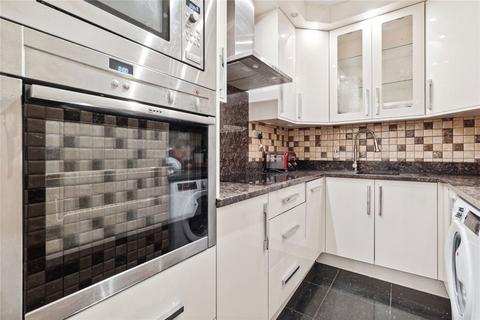 2 bedroom flat to rent, Queens Court, London W2