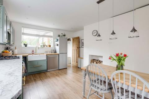 3 bedroom semi-detached house for sale, Myrtle Avenue, Nottingham NG10