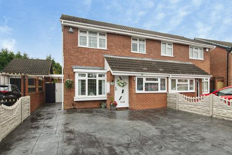 undefined, Wooding Crescent, Tipton