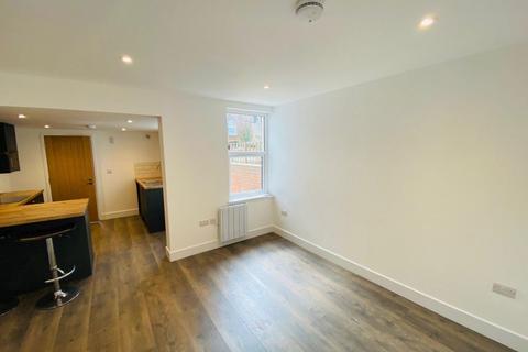 1 bedroom flat to rent, William Street