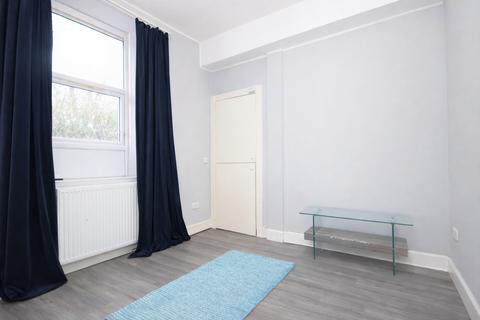1 bedroom flat to rent, Buchanan Street, Edinburgh, EH6
