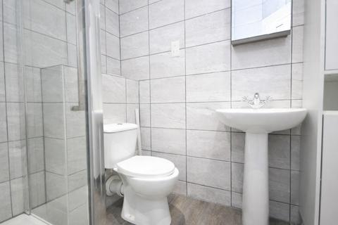 1 bedroom flat to rent, Buchanan Street, Edinburgh, EH6