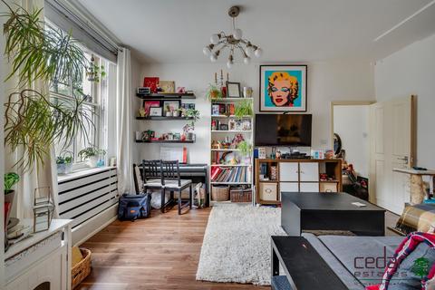 1 bedroom flat to rent, Greville Place, Maida Vale NW6