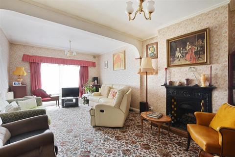 3 bedroom bungalow for sale, Jersey Avenue, Stanmore, Middx HA7 2JQ