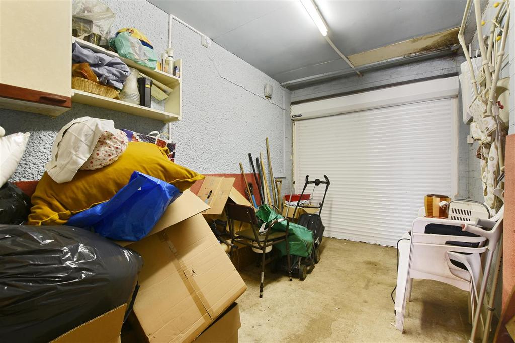 08-2710 GCWT - 22 Jersey Ave - Garage -Original (6)