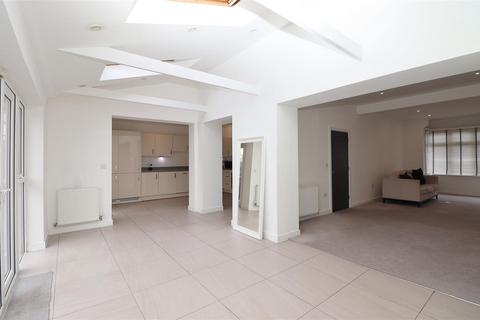 undefined, Shenley Road, Borehamwood