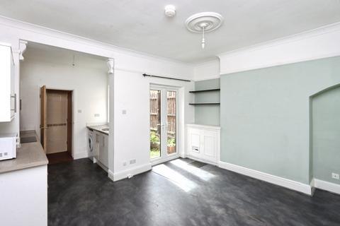 undefined, Clough Road, Sheffield, South Yorkshire, S2