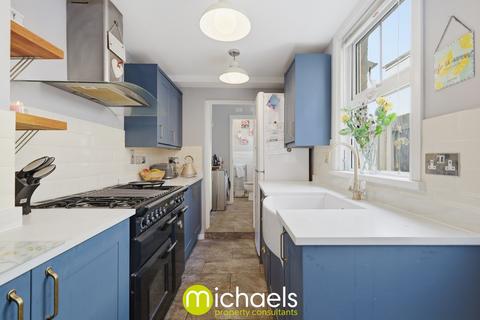 2 bedroom semi-detached house for sale, Harwich Road, Colchester, CO4