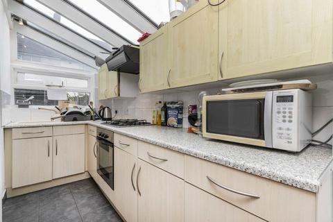4 bedroom house for sale, Brudenell Road, London SW17