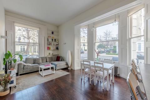 3 bedroom flat for sale, Arundel Gardens, Notting Hill